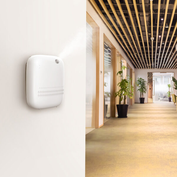 Elegant Smart Aroma Mist Diffuser - Image 3