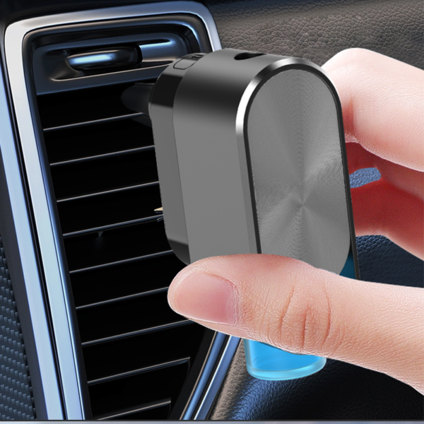 M81 Intelligent Car Aroma Diﬀuser - Image 6